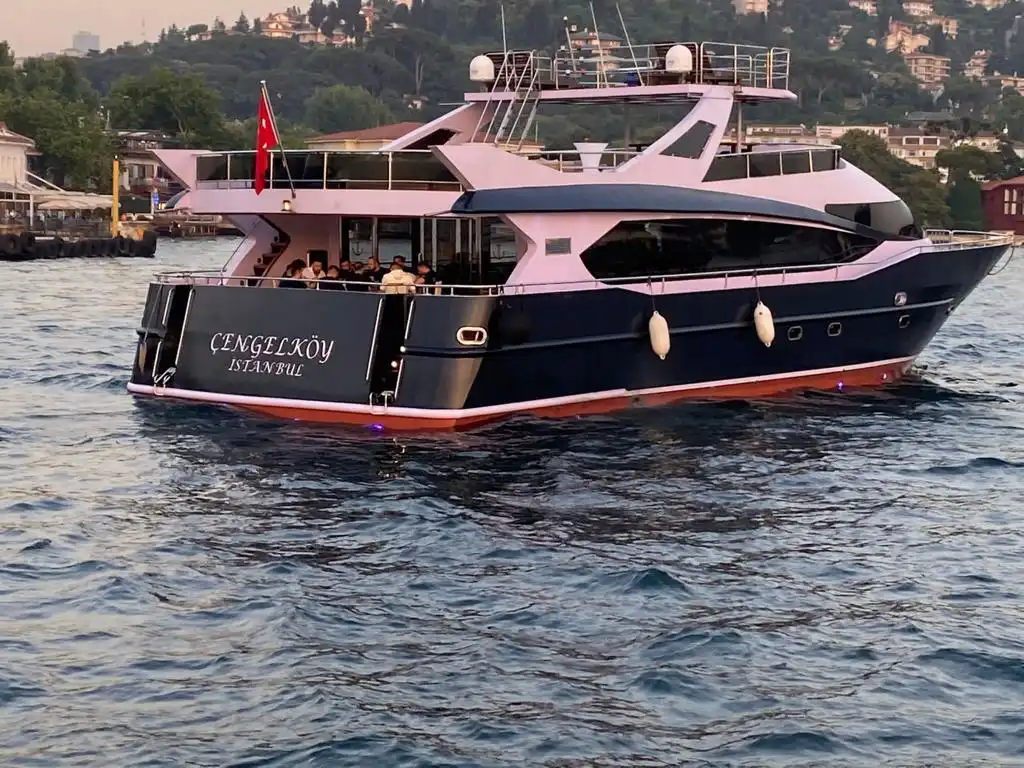MEGA VIP YACHT CHENGELKEY